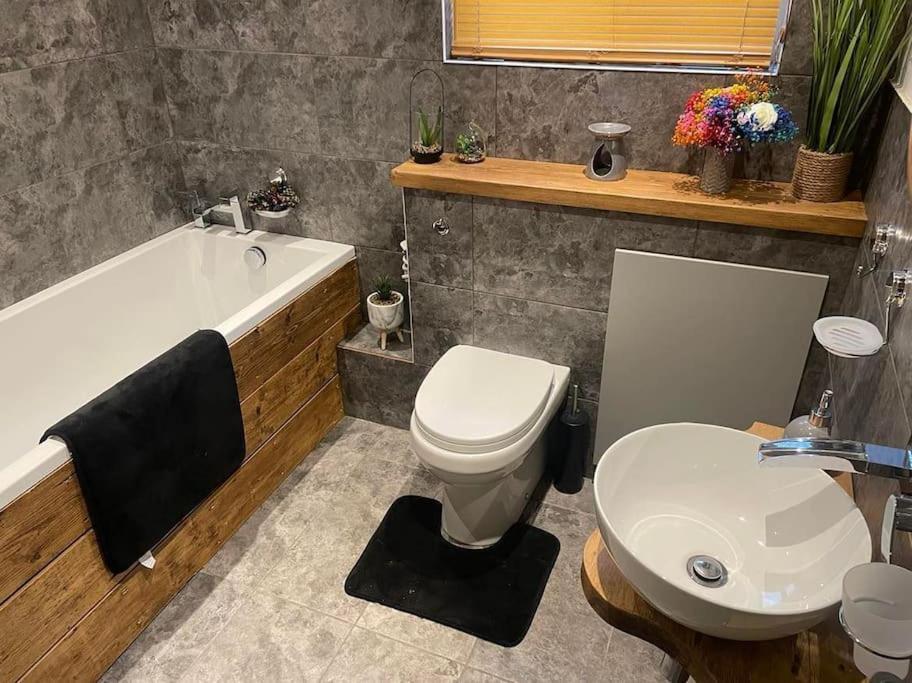 מרקט הרבורו Cosy Bungalow In A Handy Location מראה חיצוני תמונה